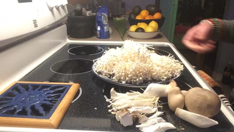 Enoki and King Oyster mushroom benefits.