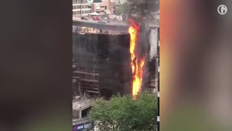 Building at Sydney's Circular Quay goes up in flames