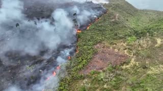 Firefighters tackle devastating forest fires in Peru's Amazon