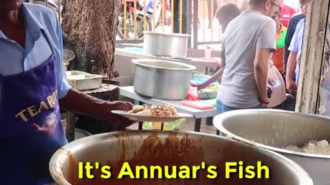 KL Foodie RM 3 Curry Rice with Fried Chicken in KL - Anuar Curry Fish Head