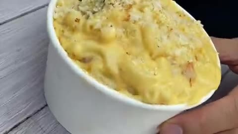 Truffle Mac N’ Cheese.