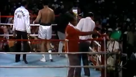 George Foreman vs Muhammad Ali - Oct. 30, 1974 - Entire fight - Rounds 1 - 8 & Interview