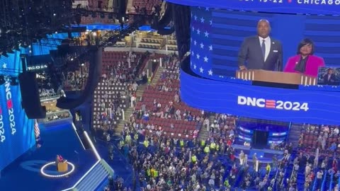 DNC CONVENTION IS EMPTY AND BORING