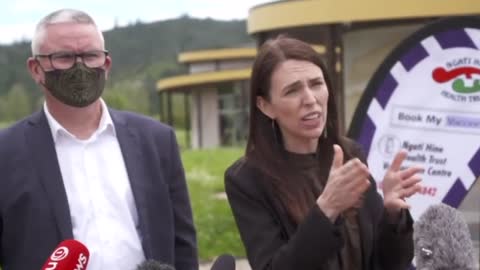 Jacinda Ardern halts press conference over inconvenient question abt lacking vax efficacy in Israel