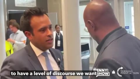 WOW: Vivek Ramaswamy Talks With CNN's Van Jones In Major Moment