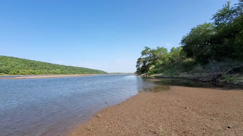 PART #2 - A WALK AN TALK ALONG THE OKLAHOMA RIVER - WORLD EXCITING TIME