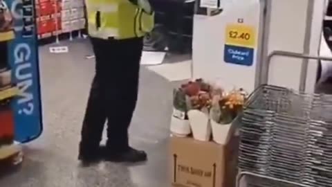 Happened yesterday in Tesco in Forest Gate Newham. 😲