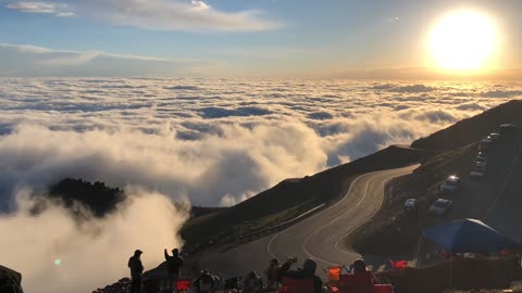 Beautiful Cloud Waves Plume Over Mountain