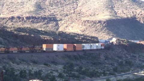 Nostalgia Series Tehachapi Is A Circus (Circus Train on Tehachapi 2006)