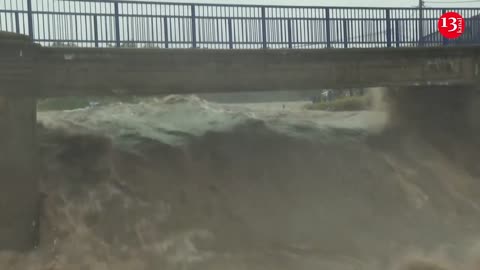 Rivers in Czech Republic reach dangerous levels in dozens of areas