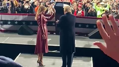 Donald and Melania Trump entrance in Valdosta