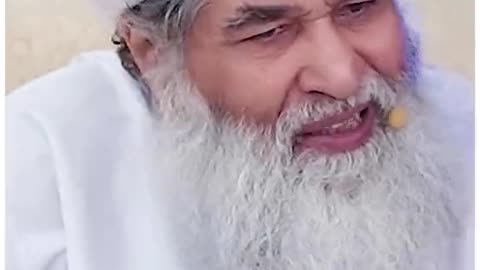 Jumma ka khutbe ma kis tarahn beithna cahiye by molana ilyaas qadri