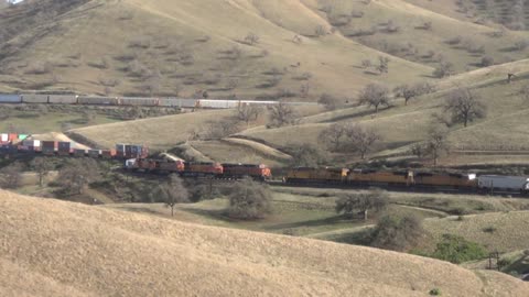 Nostalgia Series BNSF Grain Chase--Rock Island-Barstow, IL 2003