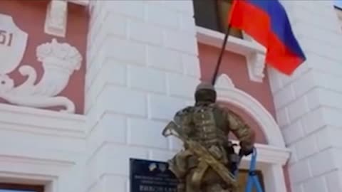 Russian flag was raised on the building of executive committee