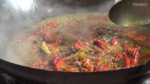 [Chinese dishes] The practice of thirteen fragrant crayfish