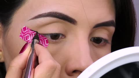 testing instagram eyeliner hacks