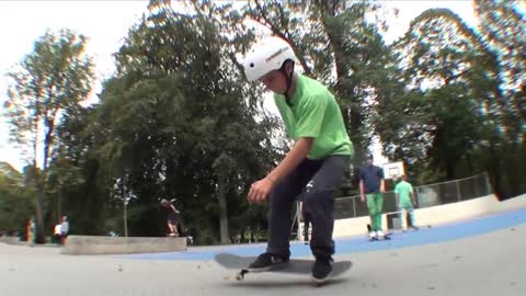 Go pro green shirt skate fail