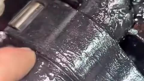 Clean the carbon deposit inside the engine.