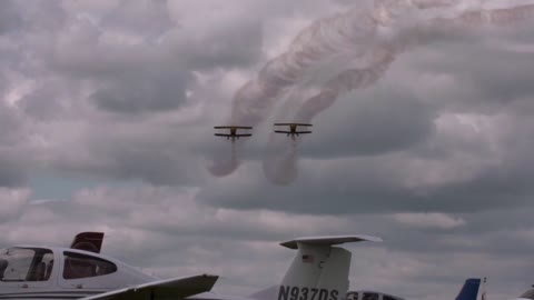 a sailing plane race Landing pad