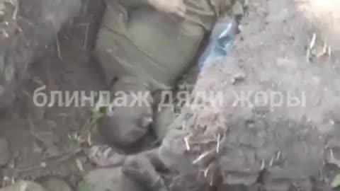 Russian soldier flims Ukrainian casualties in Kursk oblast