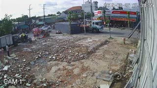 Shipping Container Comes Crashing Off Truck