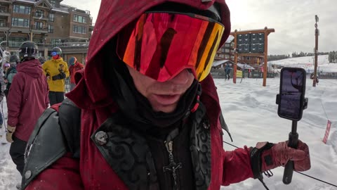 Snowboarding REDICE Breck Tbar on a 7 inch powder day