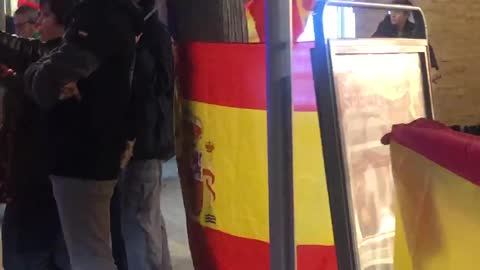 Los catalanes defienden sus libertades en la Avenida de Roma de Tarragona (4)