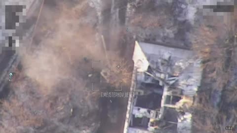 A Lancet flying into a Ukrainian tank.