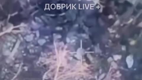 🤯 🤯 🤯 While firing an RPG, a Russian soldier hits his comrade