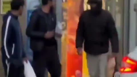 illegal Immigrant Blatantly Rob Store in UK Then This Happens