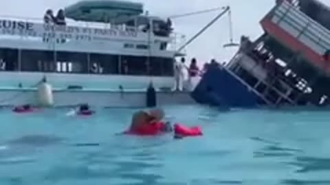 SHOCKING BOAT ACCIDENT