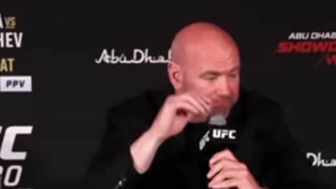 Dana White reacts to Islam Makhachev SUBMITTING Charles Oliveira