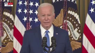 Clueless' Joe Biden 'panics' after Elon Musk question