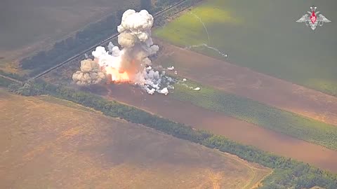 Epic footage of the destruction of an enemy S-300 SAM battery in the Nikolaev region