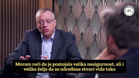 Profesor dr. Matthes Harald iz Charité o nuspojavama cijepljenja i pandemijskoj politici