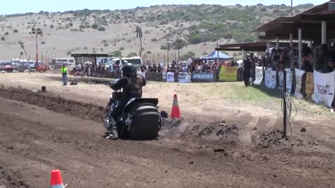 v8 bike drags