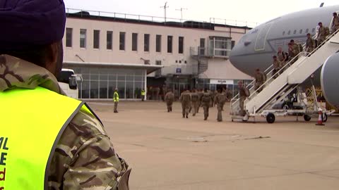 Troops return home as UK ends Afghanistan evacuation