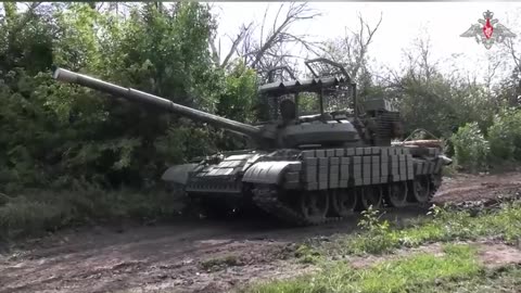 Ukrainians Drive Away in Russian T64 Tank