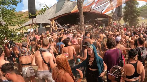 Freedom Fighters live @ Ozora 2022 ( Dawn 'till Dusk - with Ryanosaurus )