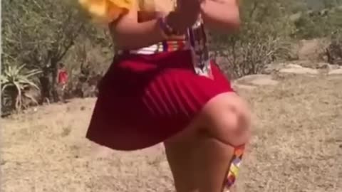 African Queen at dancing