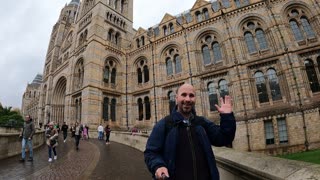 Vlog outside Natural history museum London. 7th Nov 2022