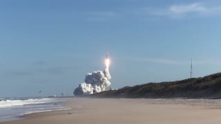 SpaceX Falcon Heavy Launch Best Sound Viewed From Playalinda Beach February 6 2018