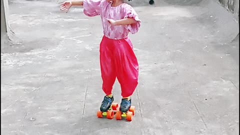 Kathak Steps on Skates | Skating | Skating girl | #rumble #rumble studio #Harshalidhankhola