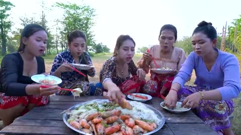 Shrimp boiled with vegetable cook recipe and eat - Amazing video💝💖😋🤑