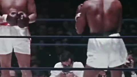 Muhammad Ali head movement