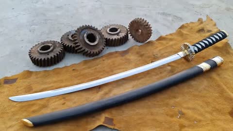 Forging Katana Sword out of Rusty Engine gear