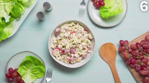 Chicken salad with grapes