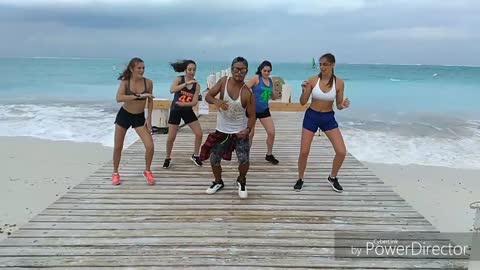 Dura - Daddy Yankee - Mao Zumba - Coreography