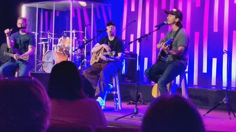 Mike Donehey (Tenth Avenue North) Sings "Yeshua (Friend of Sinners)"