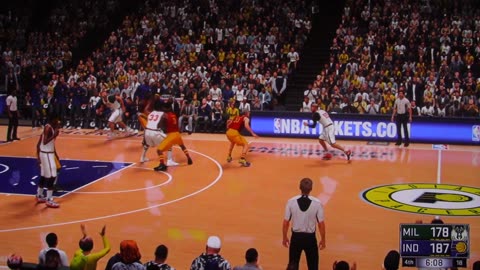 NBA2K: Indiana Pacers vs Milwaukee Bucks (Buzzer Beater)